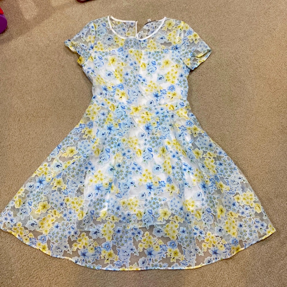 Ulifestyle size 36 short zip up dress